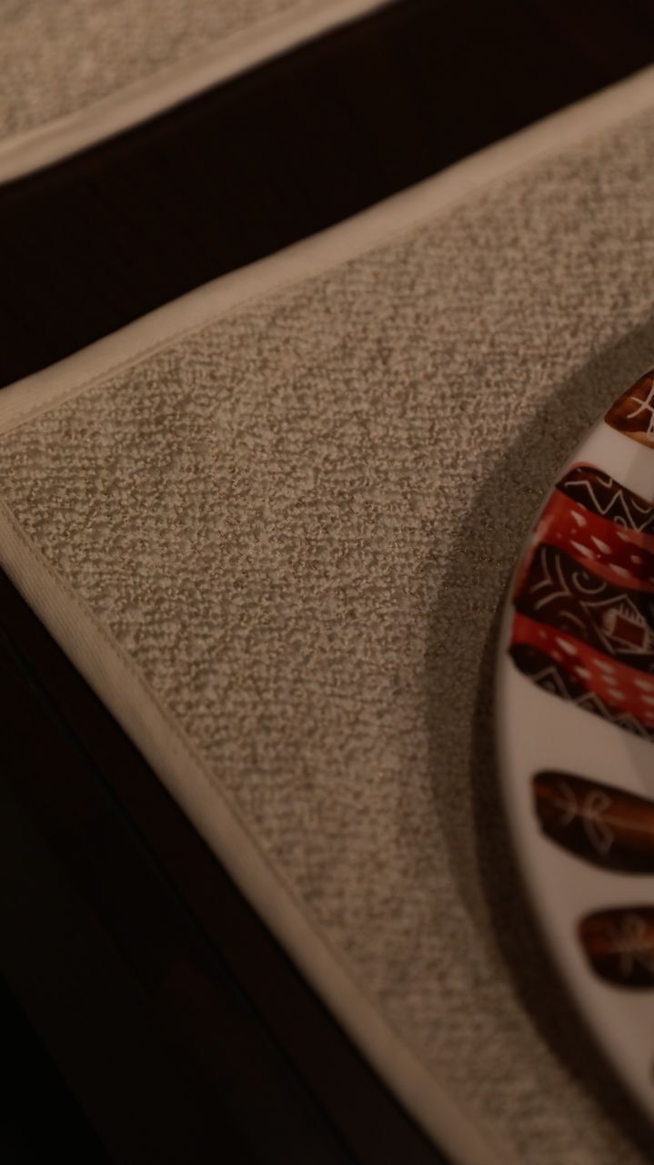 زیر بشقابی دست بافت حوله ای